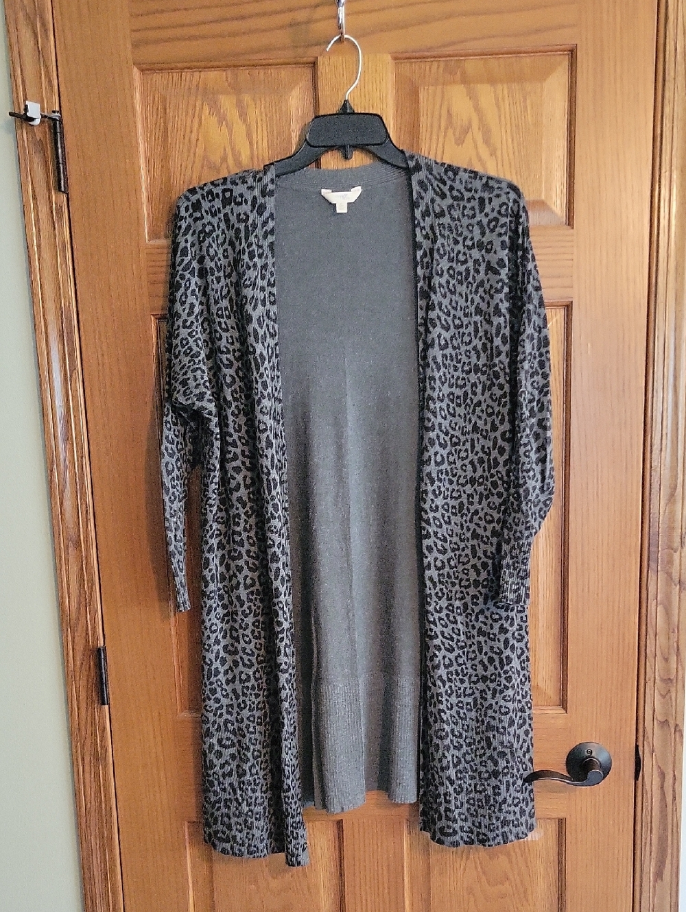 Terra & Sky Charcoal Leopard Open-Front Cardigan